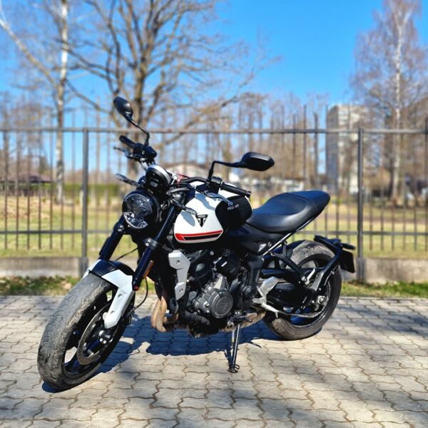 TRIUMPH TRIDENT 660 [CRYSTAL WHITE]