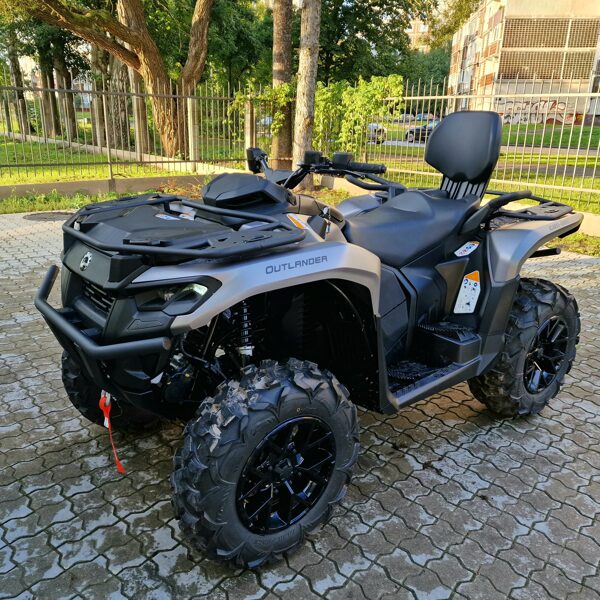 CAN-AM OUTLANDER MAX XT 700