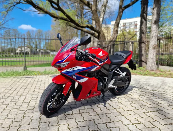 HONDA CBR650R