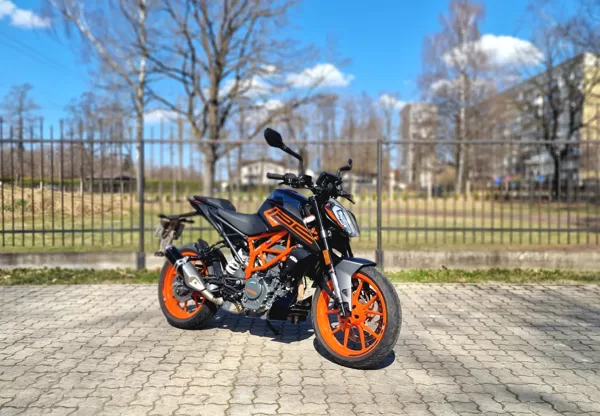 KTM DUKE 125