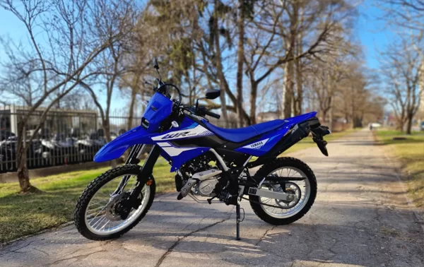 YAMAHA WR125R (pieejamas DIVAS tehnikas vienības)